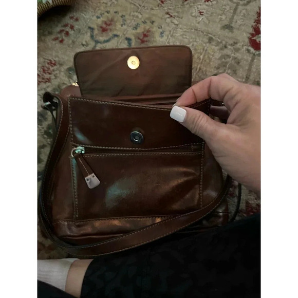 Giani Bernini Women's Brown Cognac Genuine Leather Shoulder Bag - Picture 9 of 10